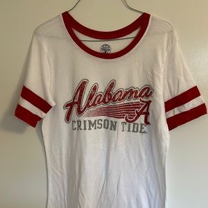 🎉2FOR$10🎉 
Alabama tshirt *Never Worn*